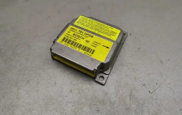 Mitsubishi Carisma Airbag control unit/module 0285001290 MR913791