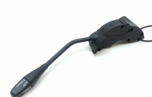 Chrysler 300 - 300C Cruise control stalk 68003510AA A68003510AA