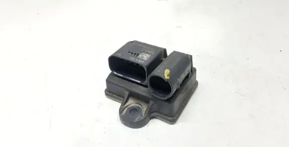 Mercedes-Benz E W212 Glow plug pre-heat relay A6519000900