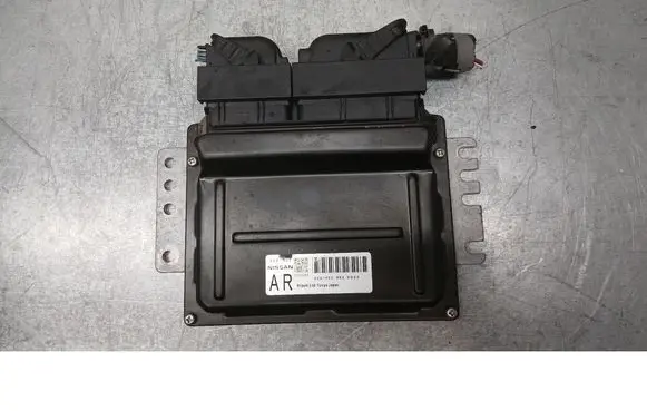 Nissan X-Trail T30 Engine control unit/module ECU A56Y22