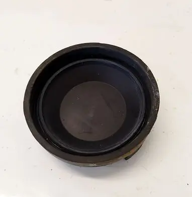 Volkswagen PASSAT B5 Headlight/headlamp dust cover 143688
