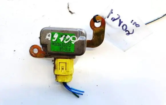 Mazda Premacy Airbag deployment crash/impact sensor c10057kd0a