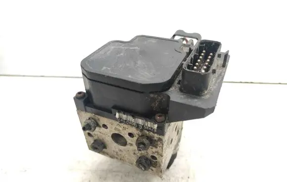 Mercedes-Benz Vaneo W414 ABS Pump 0265202461 A0044310912