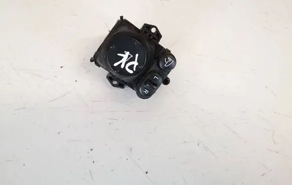 Honda Civic Wing mirror switch smge110 nh167l