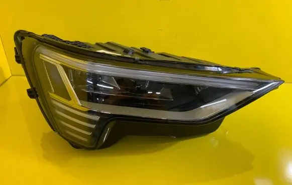 Audi Q4 Sportback e-tron Headlight/headlamp 4KE941035B