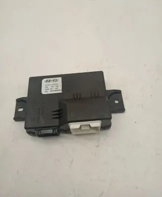 KIA Sorento IV Tailgate/trunk control unit/module 81870P2100