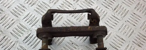 Suzuki Grand Vitara I Front Brake Caliper Pad/Carrier 