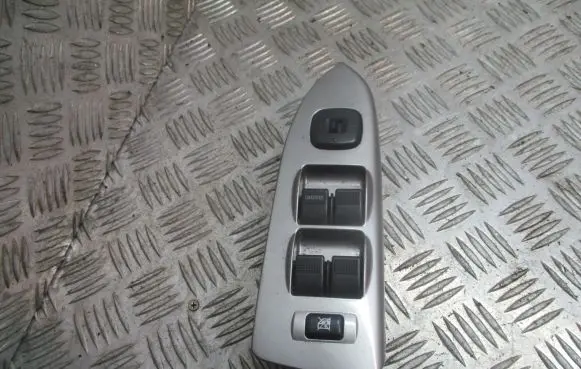 Mazda Premacy Front door window switch trim C8H-D172