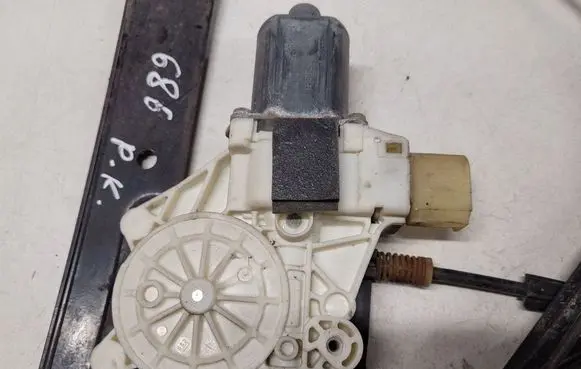 Ford Mondeo MK IV Front door window regulator with motor 6M2114A389B