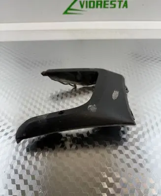 Front bumper splitter molding