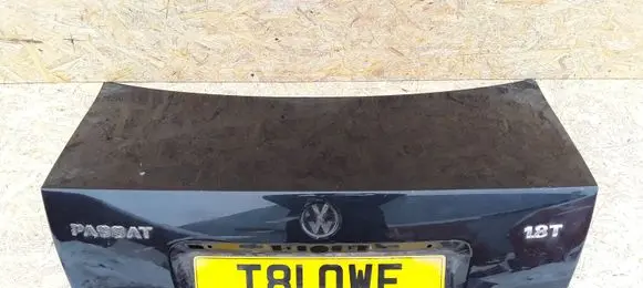Volkswagen PASSAT B5 Tailgate/trunk/boot lid