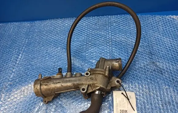 Mercedes-Benz C W203 Engine coolant pipe/hose 1112030473 A1112031075 A1112030282