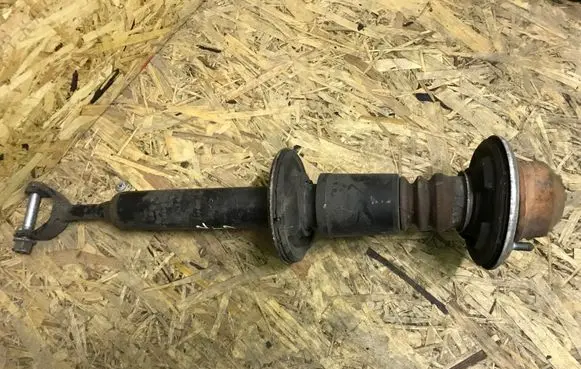Volkswagen PASSAT B5.5 Front shock absorber/damper