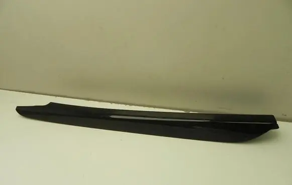 Radio/GPS head unit trim