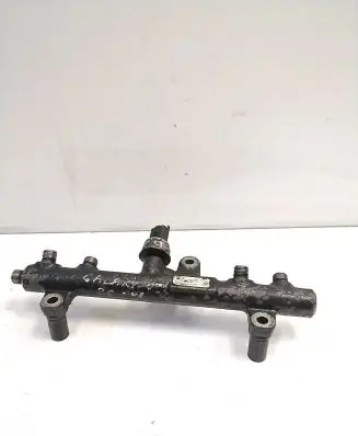 Ford Galaxy Fuel main line pipe