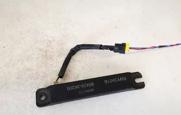 Antenna control unit