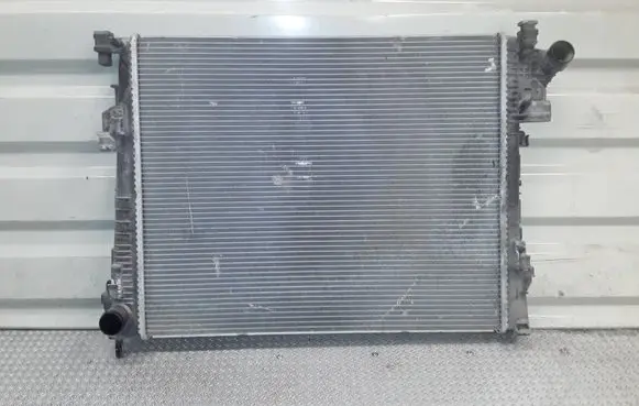 Renault Trafic II (X83) Coolant radiator 8200411166C
