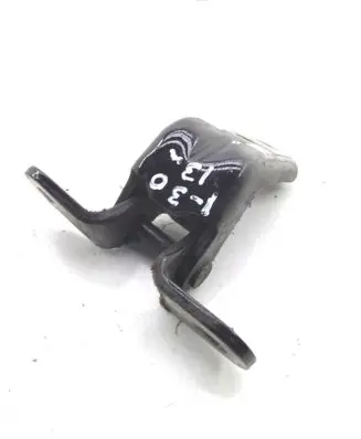 Hyundai i30 Front door upper hinge