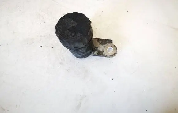 Honda Accord Brake fluid reservoir 