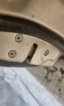 Honda CR-V Front door lock