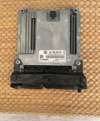 Volkswagen Tiguan Engine control unit/module 03L906022RP 0281016156 REG20