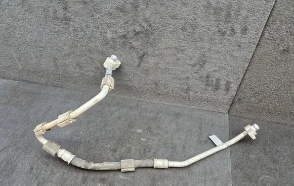 Audi Q7 4M Air conditioning (A/C) pipe/hose 4M0816700F 4M0816700J