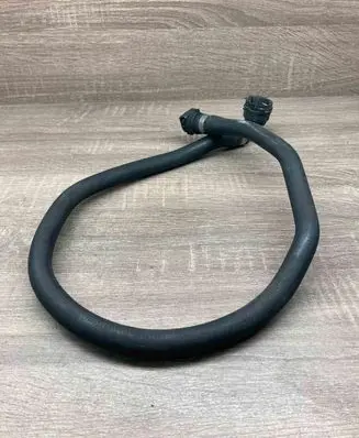 BMW 5 E60 E61 Engine coolant pipe/hose 7796273 1437865