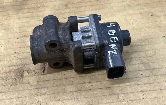 Mitsubishi Outlander EGR valve 
