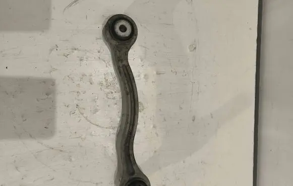 Mercedes-Benz E W212 Rear control arm 20402