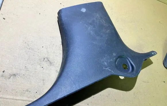 Mercedes-Benz A W176 (B) pillar trim (bottom) A1766920200