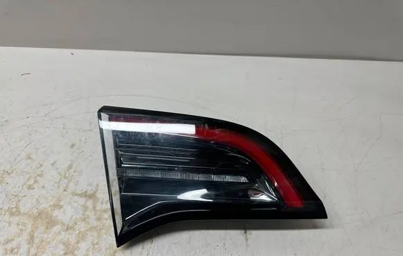 Tesla Model 3 Tailgate rear/tail lights 150208800B