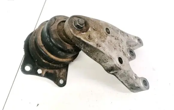 Volkswagen Polo Engine mount bracket 6Q0199185M VWAG