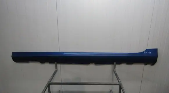 Front sill (body part)