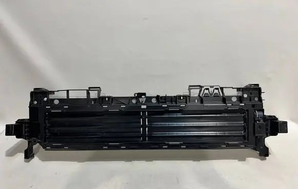 Audi A5 Front bumper upper radiator grill 8B3807771F