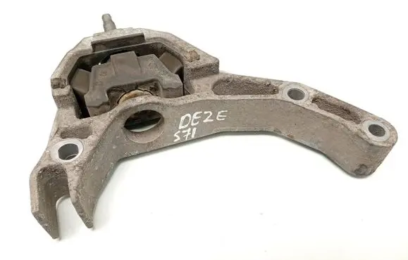 Fiat 500 Gearbox mount 071A2362