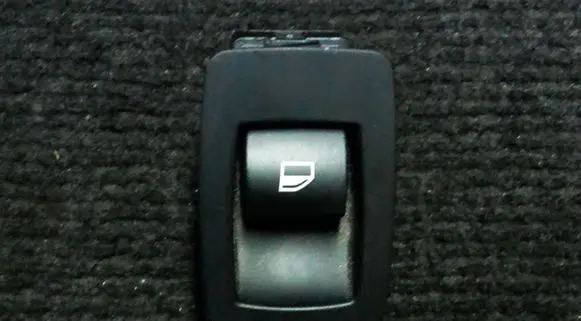 BMW 5 E60 E61 Electric window control switch PA6QK20