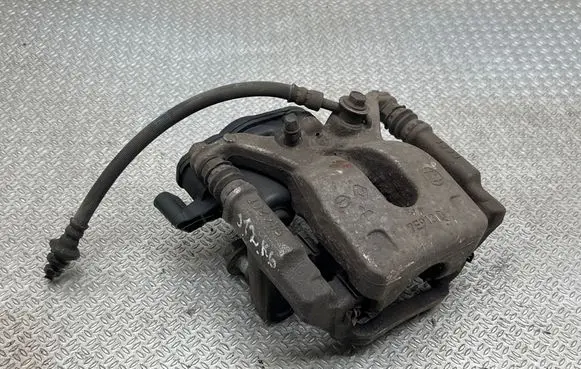 Nissan Qashqai J12 Rear brake caliper 440106RA0BT