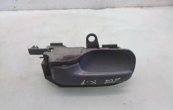 Peugeot 107 Front door interior handle