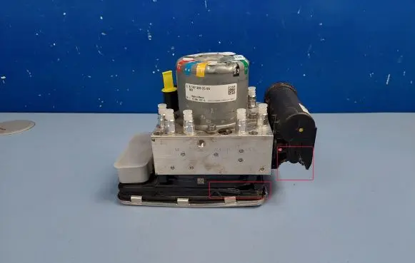 Mercedes-Benz GLS X167 ABS Pump A1673202505