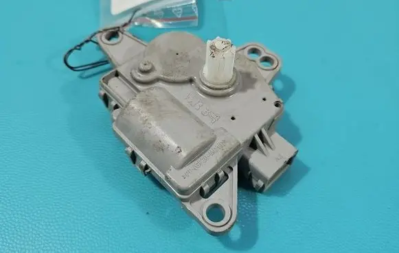 Hyundai Elantra VII A/C air flow flap actuator/motor EA1F0CNKBA IMPRK1567022