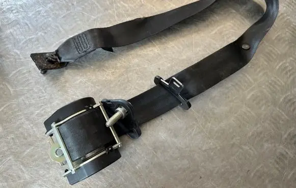 Renault Espace III Rear seatbelt 888400028R