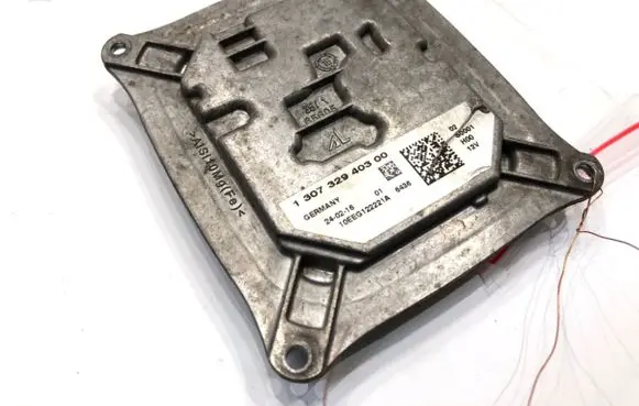 Peugeot 308 Voltage converter/converter module 130732940300
