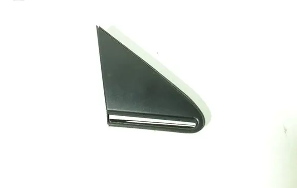 Toyota Avensis T250 Fender end trim X4009 290503 X4009928