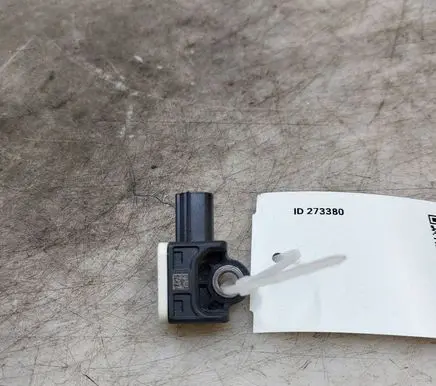 Volvo V60 Airbag deployment crash/impact sensor 31334336