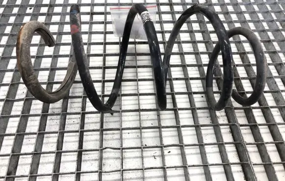 Renault Megane III Front coil spring 540100022R