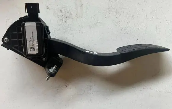 Jaguar XE Accelerator throttle pedal GX739F836AB T2H38027 D1811170723