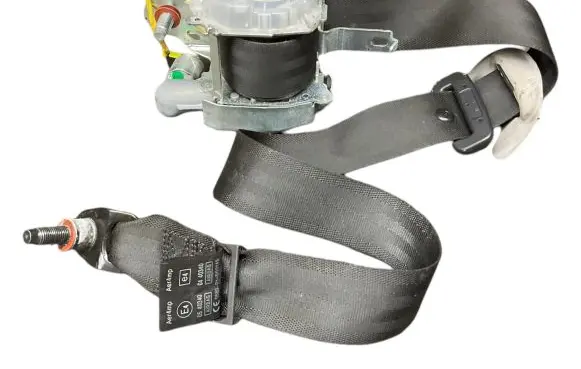 Hyundai i40 Front seatbelt 888103Z000 0540340