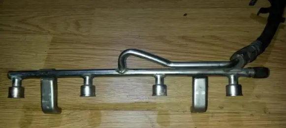 Opel Astra G Fuel main line pipe 