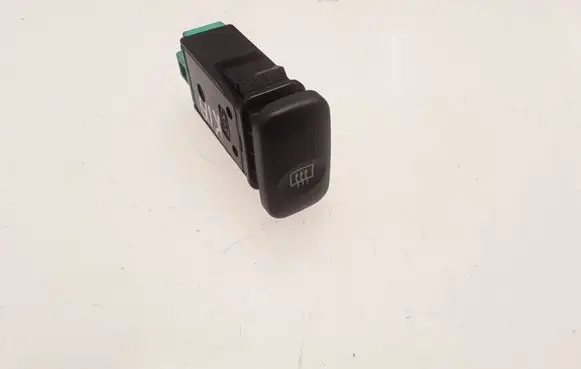 KIA Carnival Windscreen/window heater switch