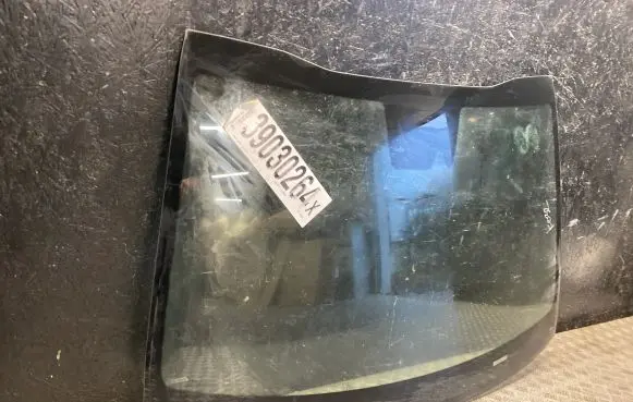 KIA Ceed Front windscreen/windshield window 